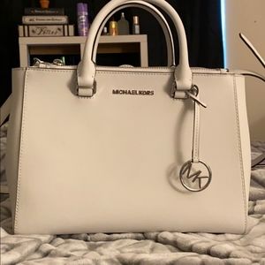 Michael Kors White medium Hand bag